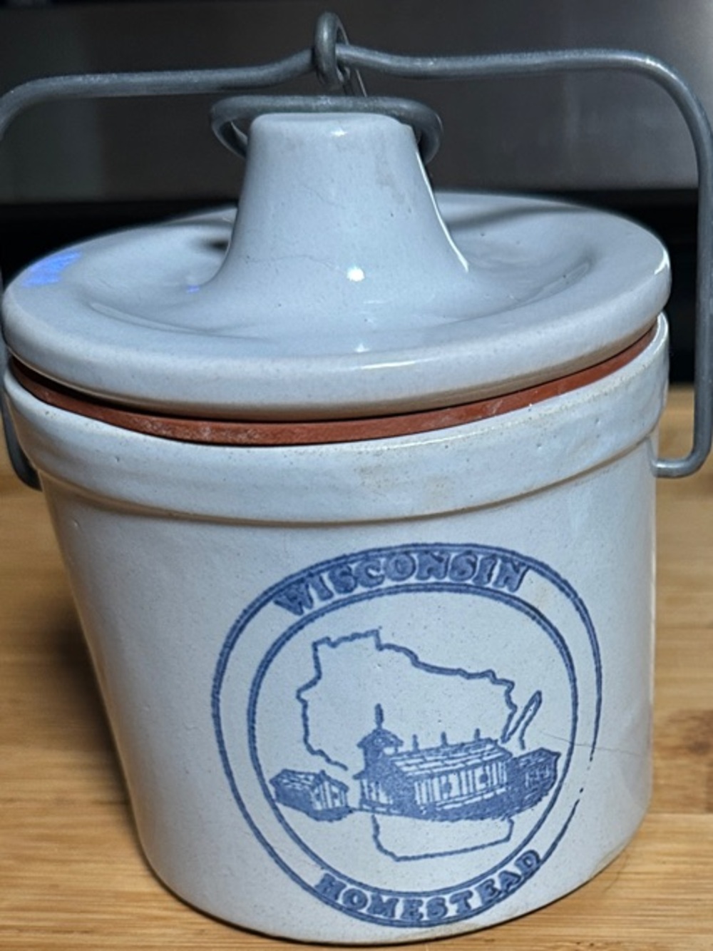 Stoneware Wisconsin Homestead Ceramic Jar Crock with Handle - Blue